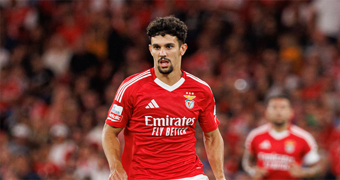 Ruben Amorim Desak Manchester United Datangkan Tomas Araujo