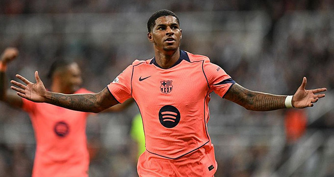Barcelona Berpeluang Kembalikan Marcus Rashford ke MU